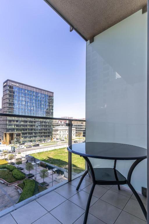 وارسو Platinum Tower - City Center - Golden Apartments المظهر الخارجي الصورة