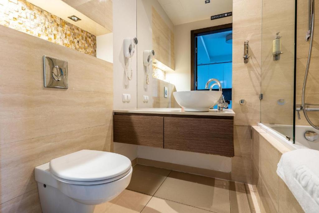 وارسو Platinum Tower - City Center - Golden Apartments المظهر الخارجي الصورة