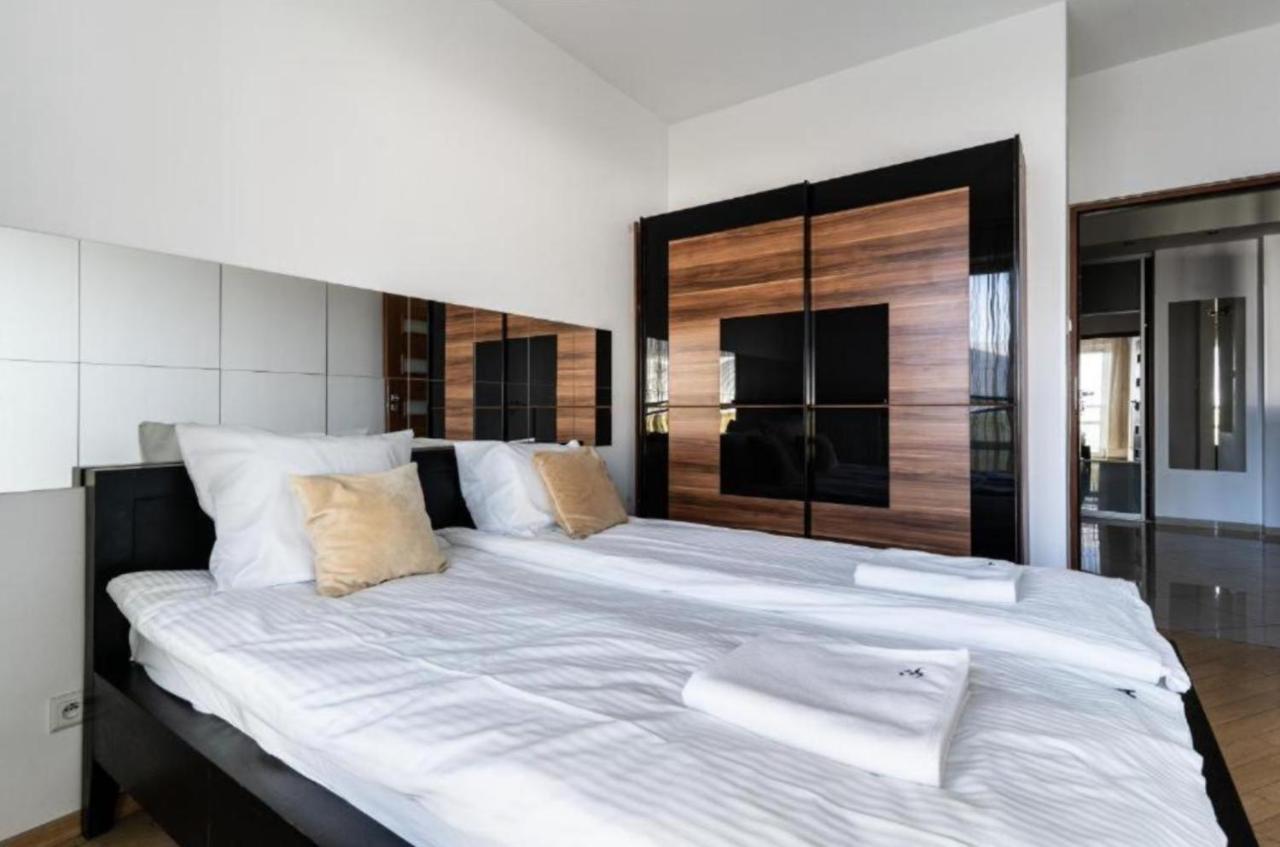 وارسو Platinum Tower - City Center - Golden Apartments المظهر الخارجي الصورة