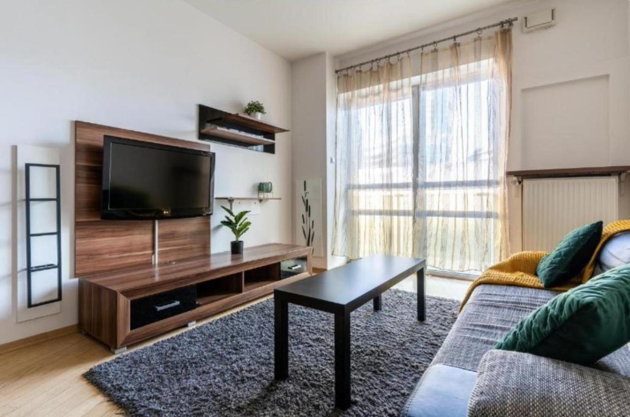 وارسو Platinum Tower - City Center - Golden Apartments المظهر الخارجي الصورة